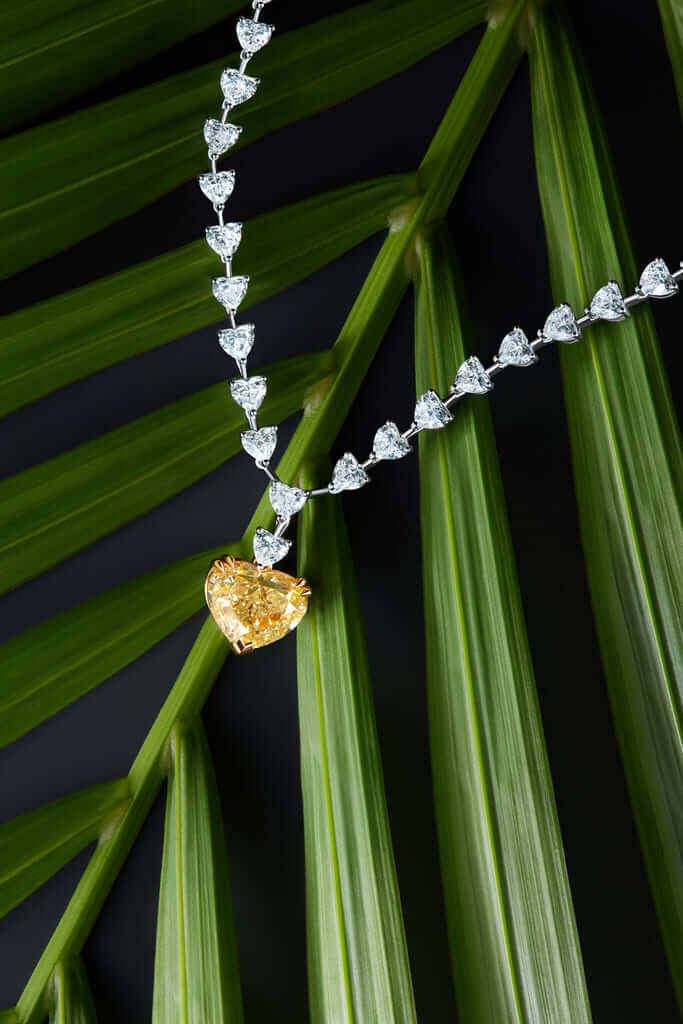 Aim for a well-cut diamond as it will reflect light - Parure Atelier Jewelry