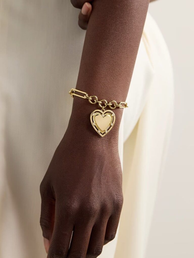 FOUNDRAE – Heart Token Love Bracelet